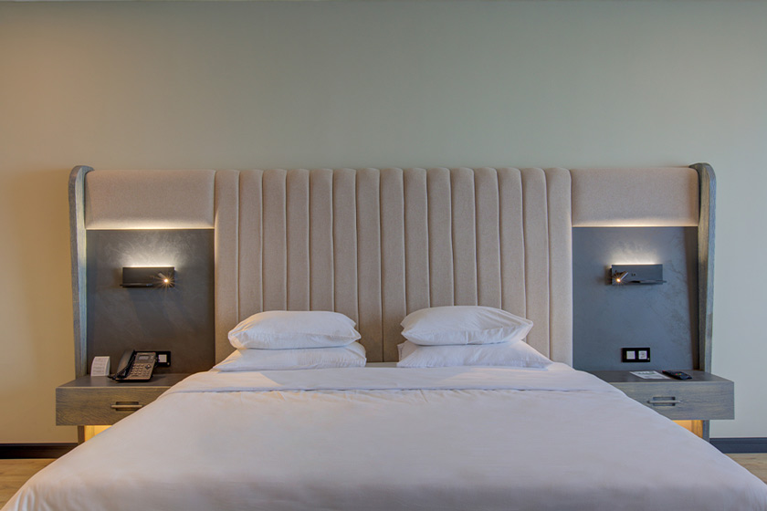 هتل آراز نوشهر - اتاق دبل دیلاکس دریا