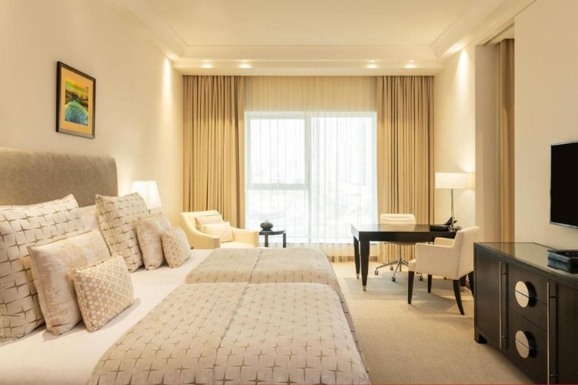 Grosvenor House, a Luxury Collection Hotel, Dubai - Premier Executive Suite, 2 twins