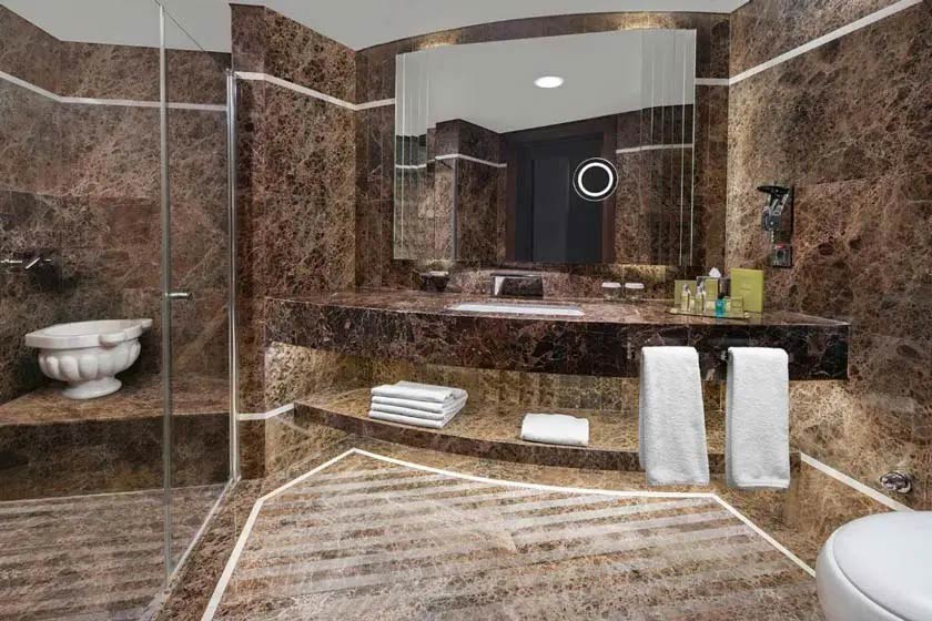 DoubleTree by Hilton Istanbul Esentepe Istanbul - Two-Bedroom Family Suite