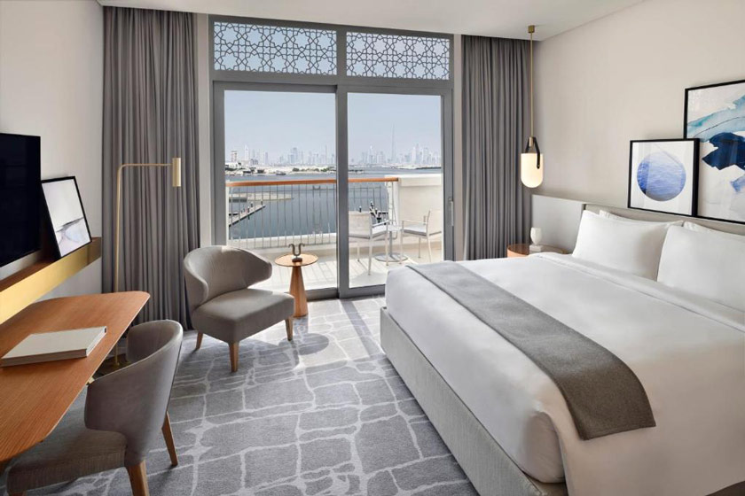 Vida Creek Harbour Dubai - Marina View Deluxe Room with Private Balcony King 