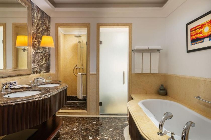 The Westin Dubai Mina Seyahi Beach Resort and Spa Dubai - Westin Club Suite Sea View 1 King bed with Balcony