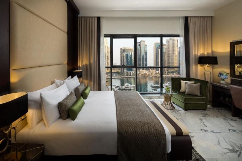 Millennium Place Dubai Marina Dubai - Club room with King Bed