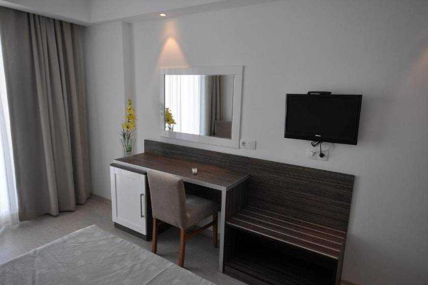 Club Shark Hotel - Economy Single Room