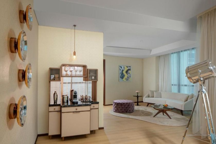 Paramount Hotel Dubai - Carole Suite