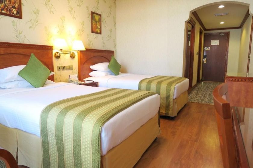 Riviera Hotel Dubai - Standard Twin bed-Creek View