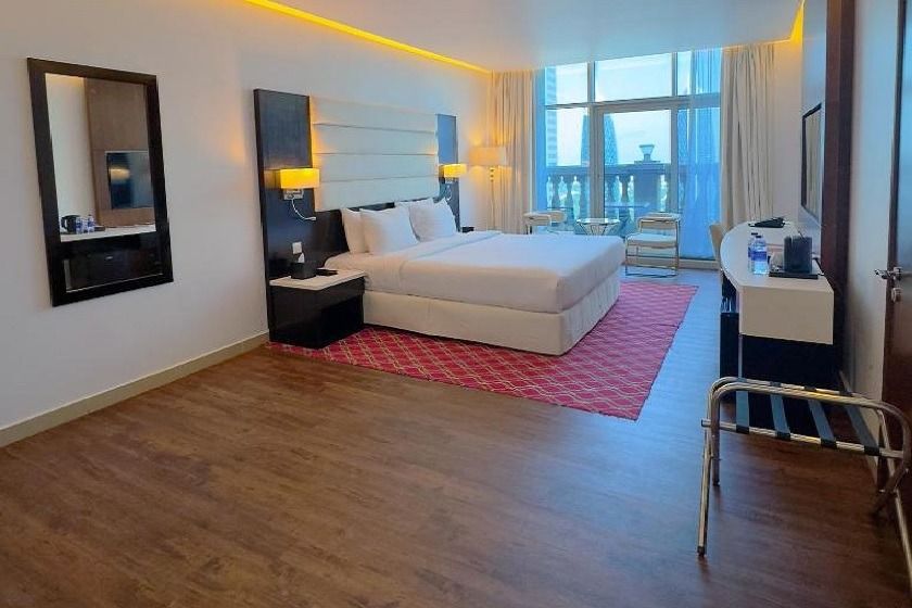 Emirates Grand Hotel Dubai - Club Room with Burj Khalifa View