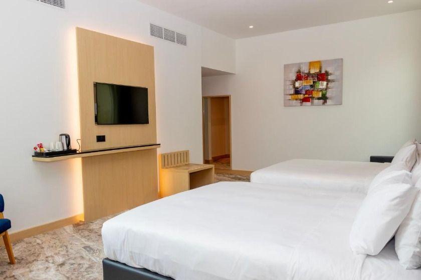 Holiday Inn Express Dubai Airport, an IHG Hotel Dubai - Family King Room