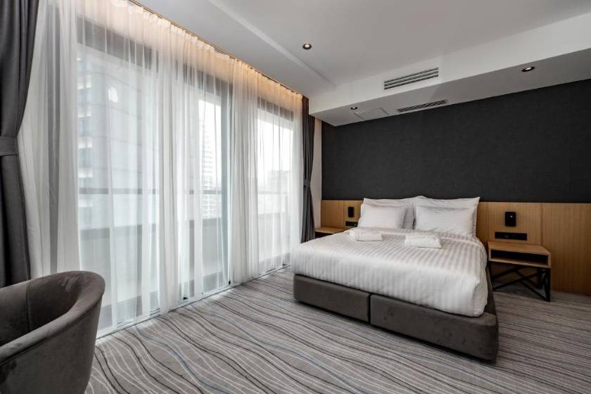 The Grandeur Hotel - Junior Suite