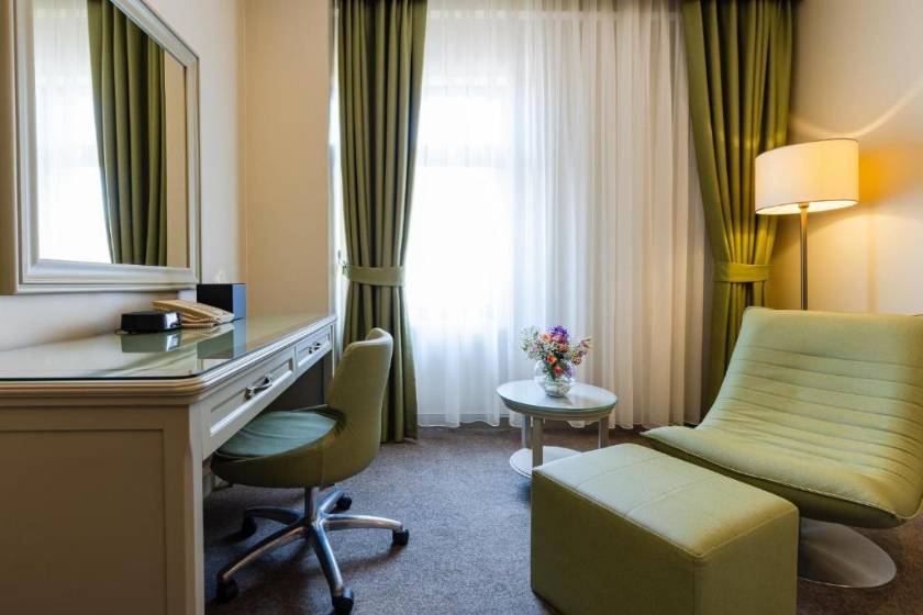 Hotel London 1889 & Casino - Superior King Room