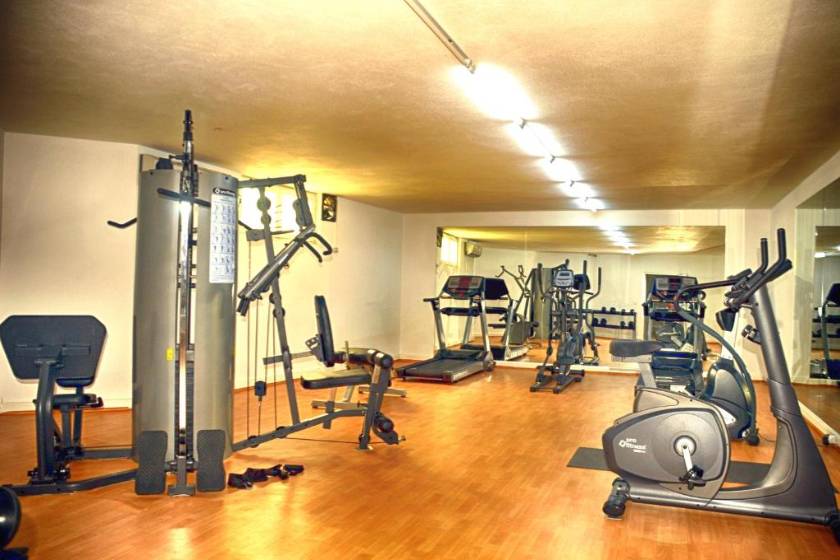 Club Shark Hotel - fitness center