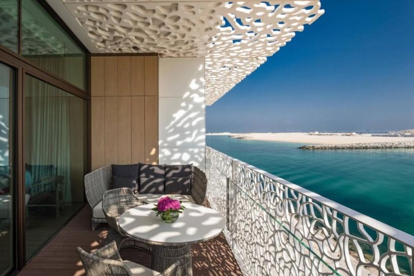 Bulgari Resort, Dubai - Deluxe King Guest Room with Beach View