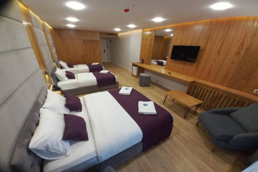 Hotel Black Sea - Family Room with Balcony