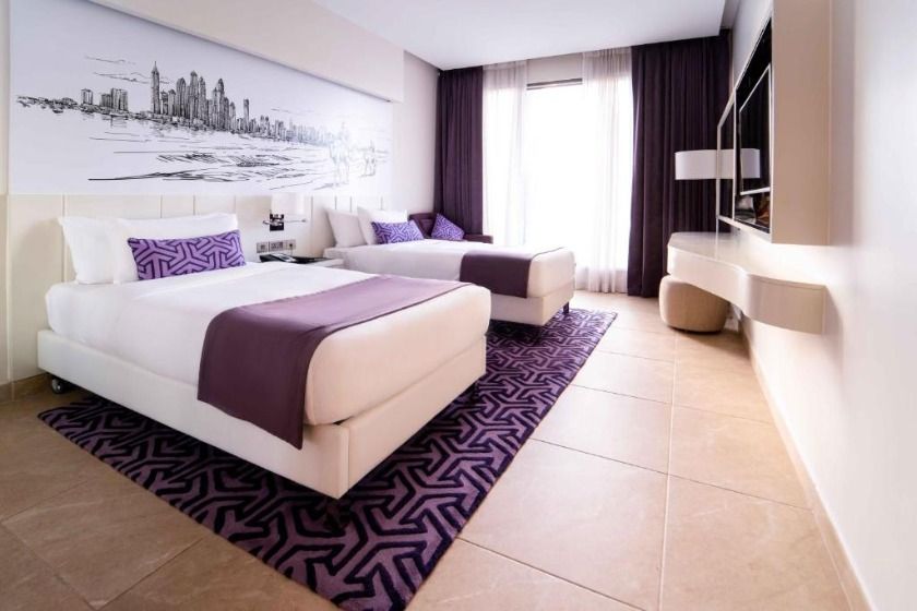 Mercure Hotel Apartments Dubai Barsha Heights Dubai - Prestige Two-Bedroom Suite Skyline View