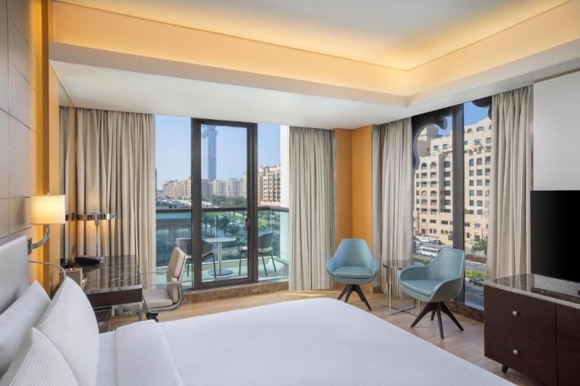 Hilton Dubai Palm Jumeirah Dubai - King Corner Executive Room