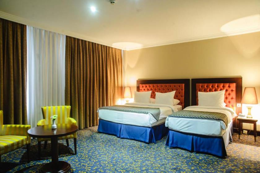 Hotel Intourist Palace Batumi - Superior Triple Room