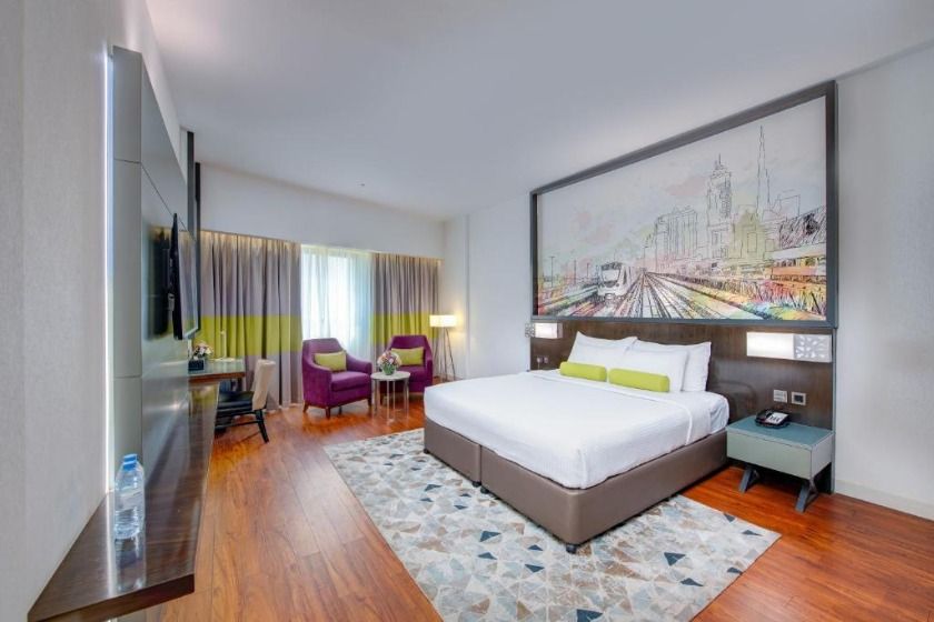 Howard Johnson Plaza by Wyndham Dubai Deira Dubai - Luxuria Suite with King Bed