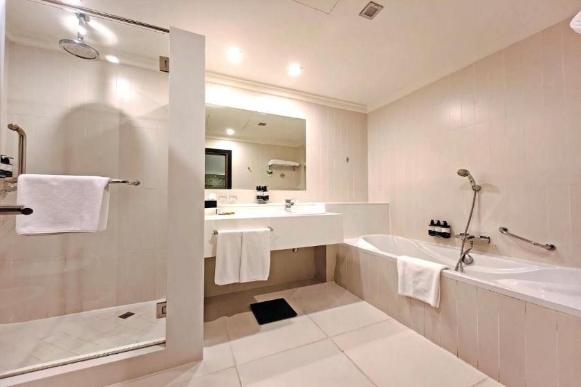 Millennium Airport Hotel Dubai - Superior Twin Room