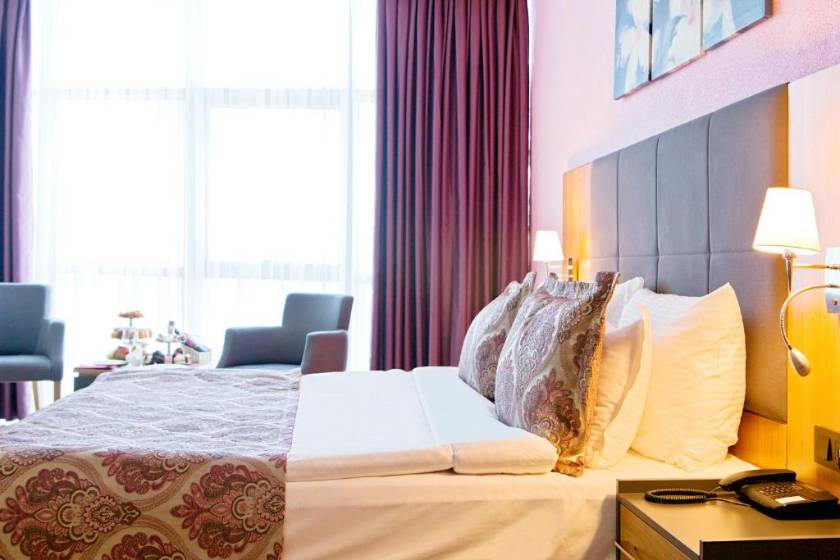 Euphoria Batumi Convention & Casino Hotel - Standard King Room
