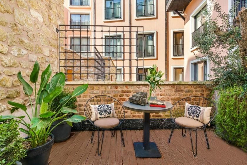 The Galata Istanbul Hotel MGallery Istanbul - Junior King Suite