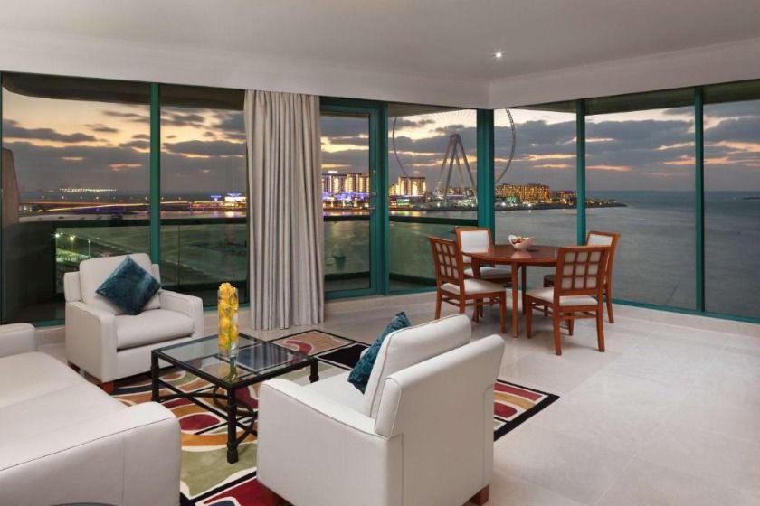 Hilton Dubai Jumeirah Dubai - Gulf King Suite with Sea View and Balcony