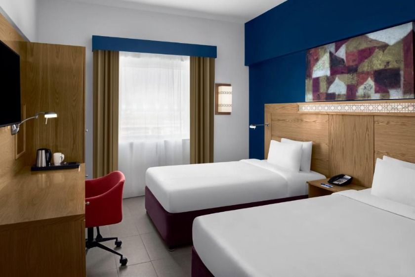Holiday Inn Express Dubai Airport, an IHG Hotel Dubai - Standard Twin Room with Minifridge - Smoking