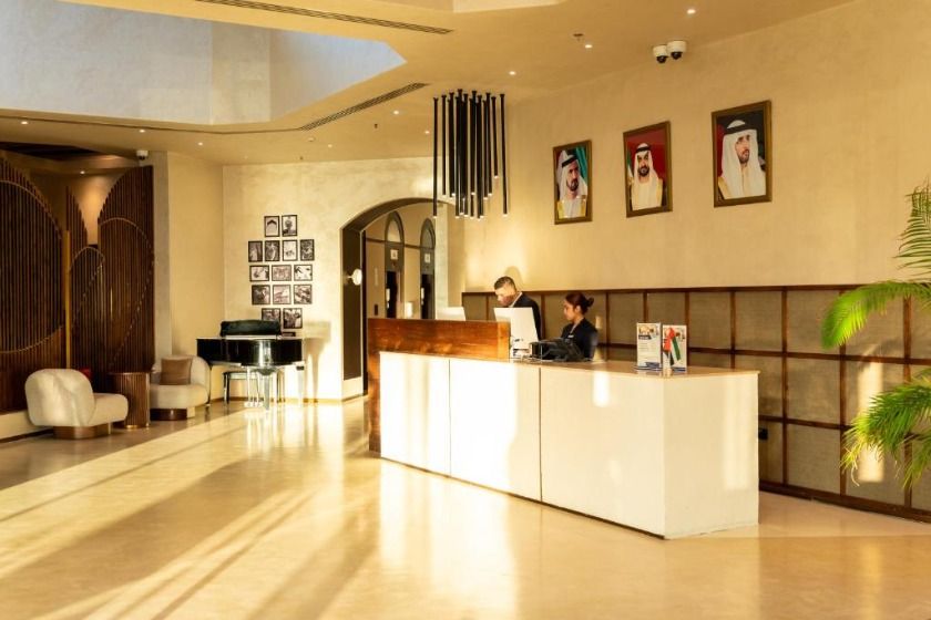 Majestic Cove Hotel Dubai - reception