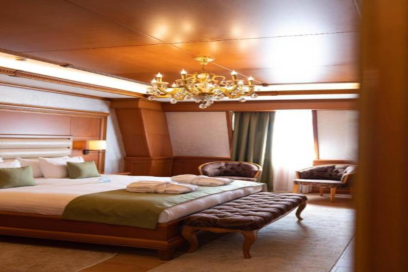 Hotel London 1889 & Casino - Presidential Suite