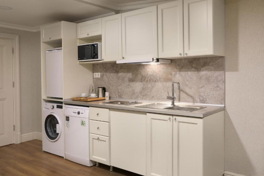 Meroddi La Porta Hotel Istanbul - Family Studio - Annex