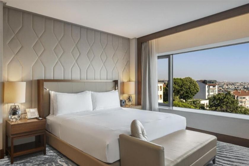 Conrad Istanbul Bosphorus Istanbul - Suite with Balcony - Lounge Access