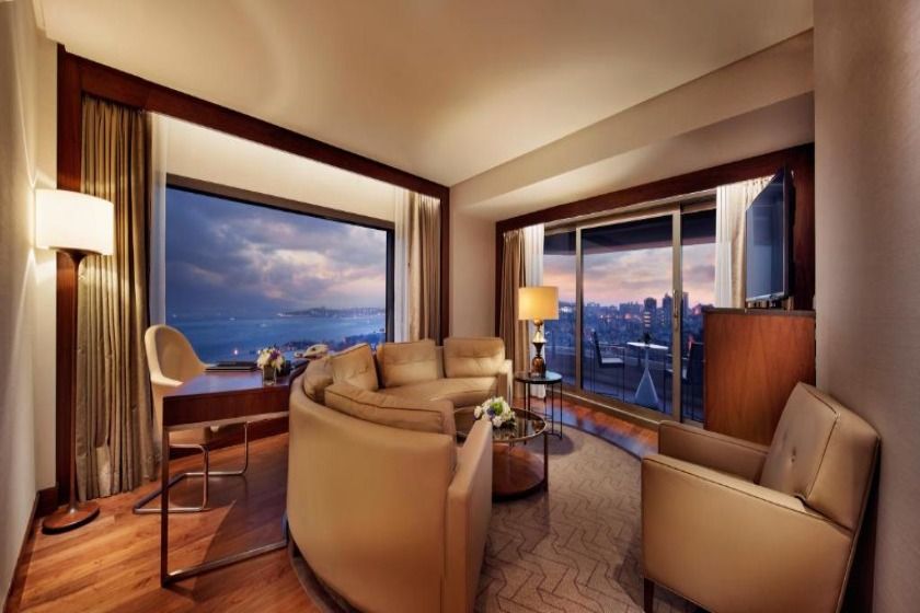 Conrad Istanbul Bosphorus Istanbul - Suite with Balcony - Lounge Access