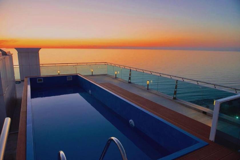 Seagull Beachfront Boutique Hotel -  pool