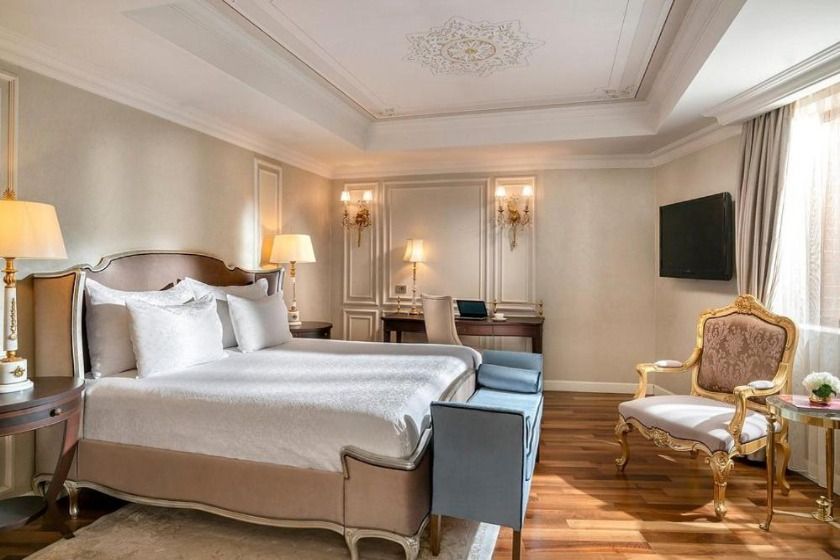 Rixos Pera Istanbul - Junior suite, golden horn view