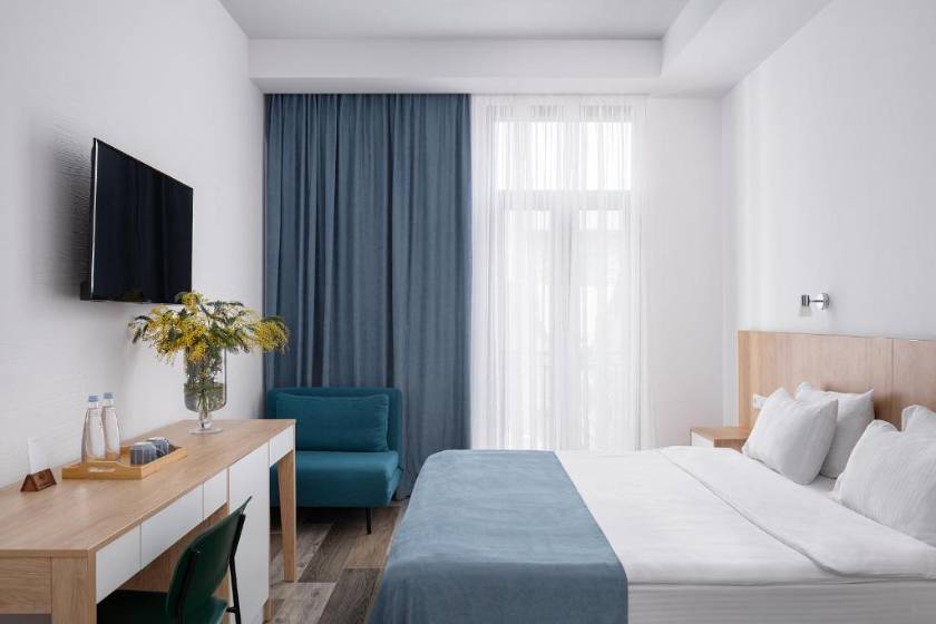 Mariinsky Boutique Hotel - Deluxe Double Room with Balcony