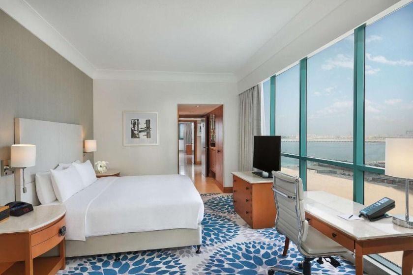 Hilton Dubai Jumeirah Dubai - Executive King Suite with Sea View
