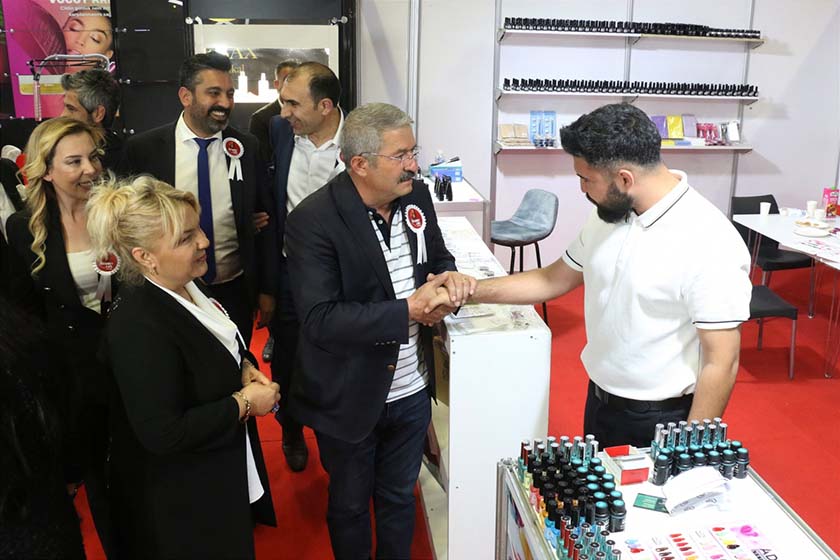 نمایشگاه زندگی زیبا وان