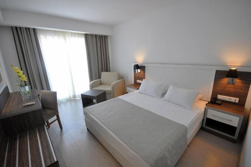 Club Shark Hotel - Standard Single Room