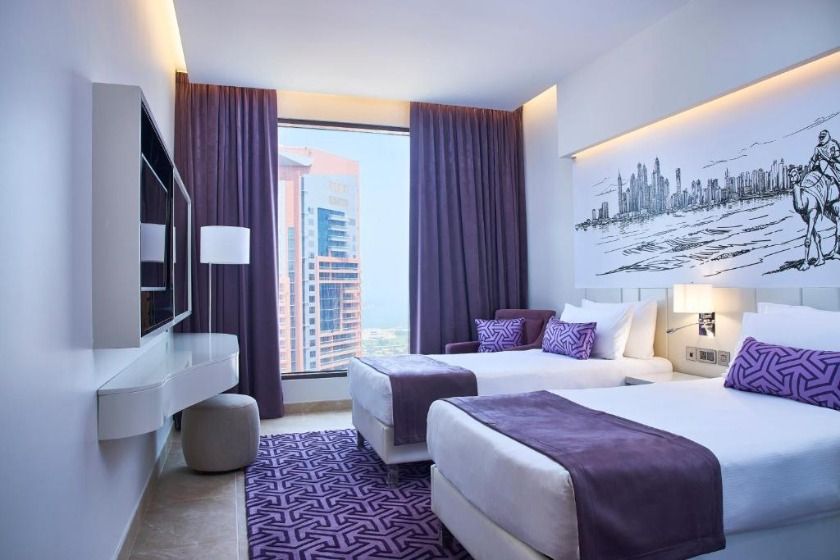 Mercure Hotel Apartments Dubai Barsha Heights Dubai - Prestige Two-Bedroom Suite with City View