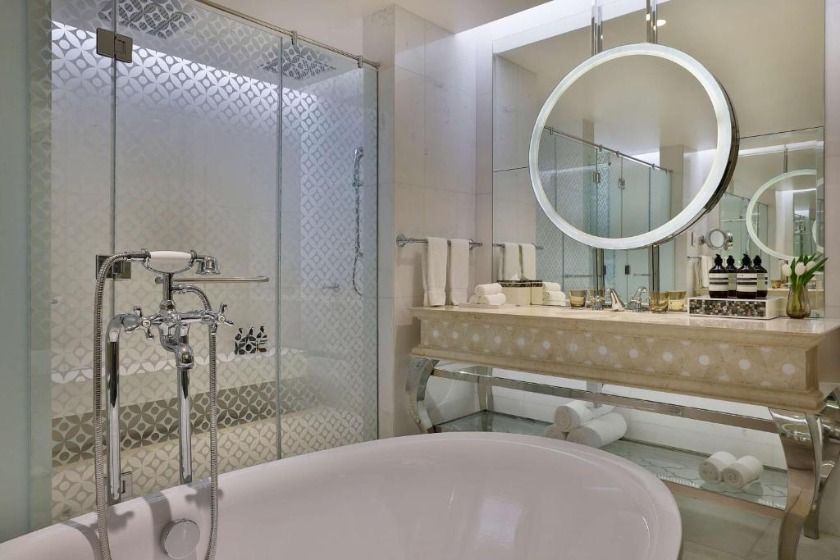 Waldorf Astoria Dubai Palm Jumeirah Dubai - One-Bedroom Deluxe King Suite