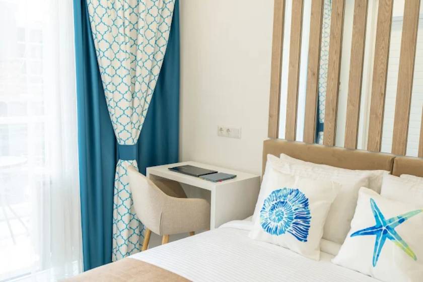 Seagull Beachfront Boutique Hotel - Family Studio