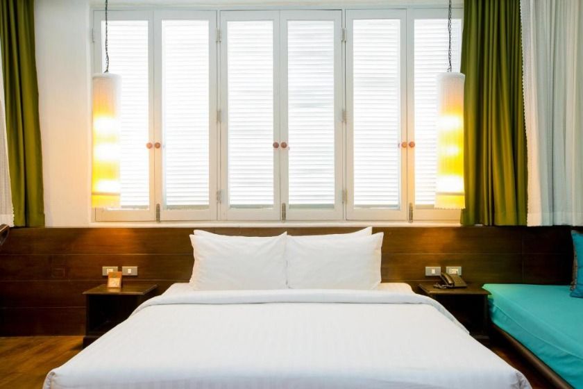 The Memory at On On Hotel phuket - room