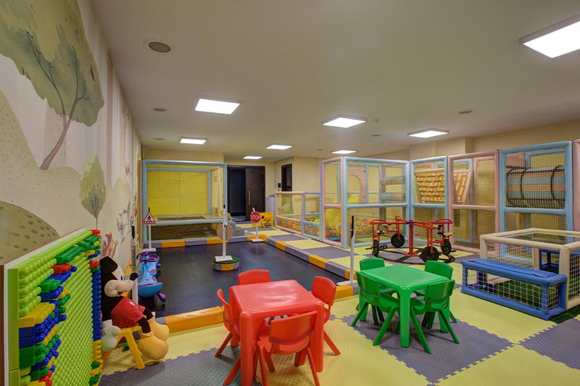 هتل آراز نوشهر - اتاق بازی کودک