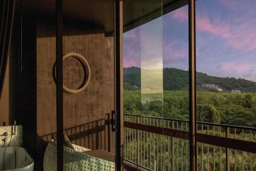 Saturdays Residence by Brown Starling phuket - room