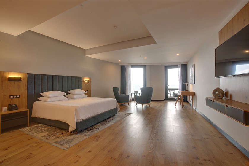 هتل آراز نوشهر - اتاق دبل اکونومی دریا