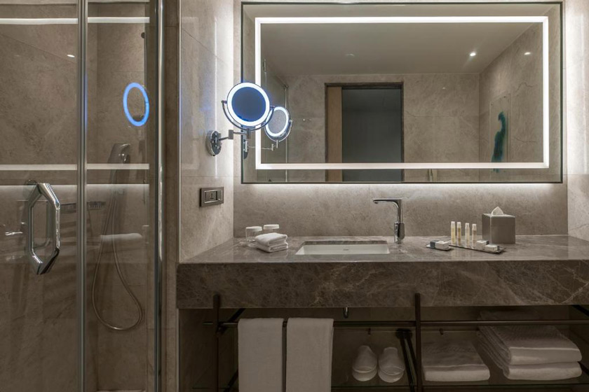 DoubleTree by Hilton Hotel Istanbul Sirkeci Istanbul - One-Bedroom King Suite