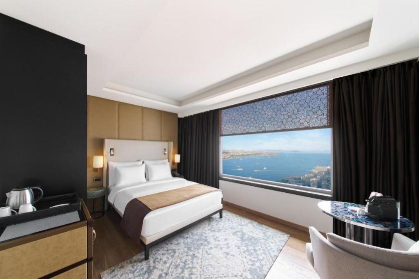 The Marmara Taksim Istanbul - Club Corner Bosphorus View with Lounge Access