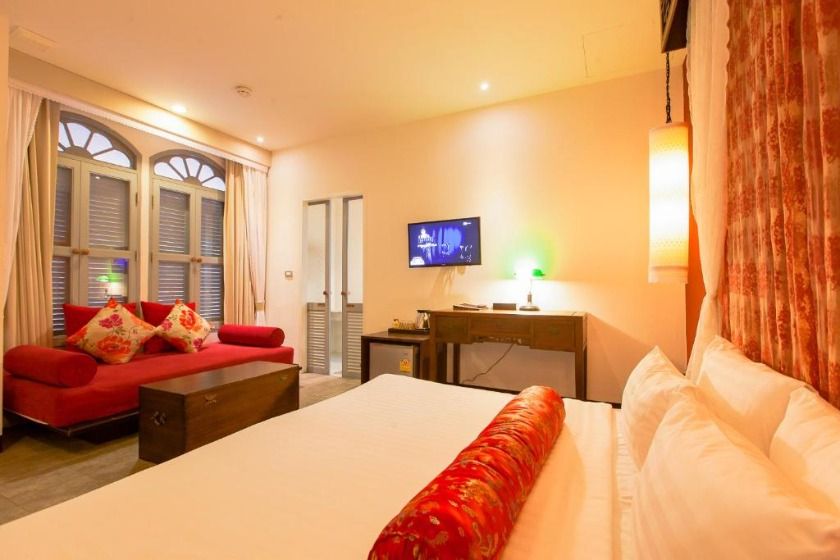 The Memory at On On Hotel phuket - room