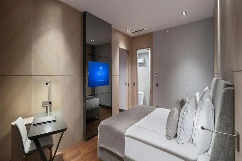Melas Hotel Istanbul - Corner Suite