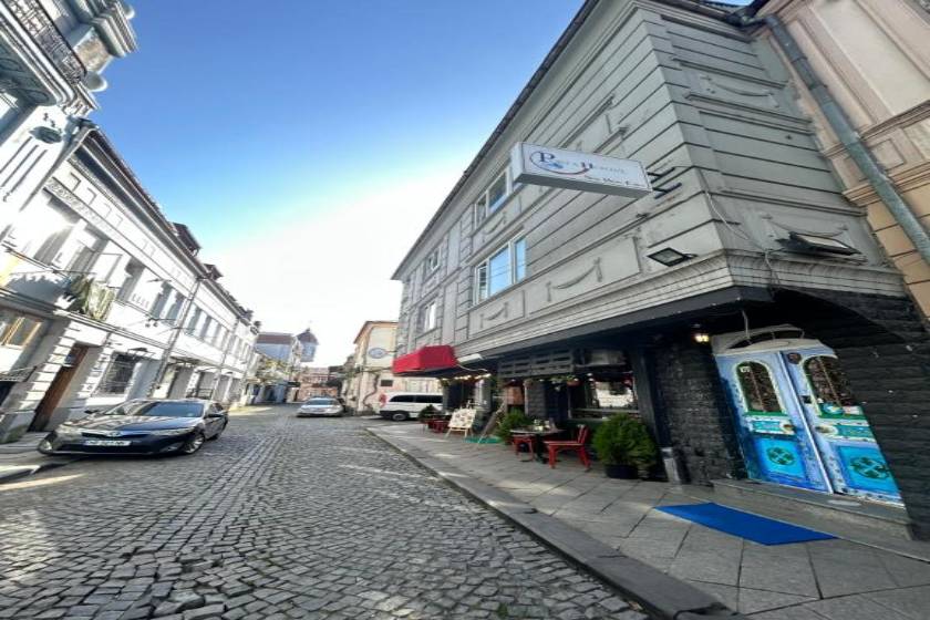 Porta Hostel - facade