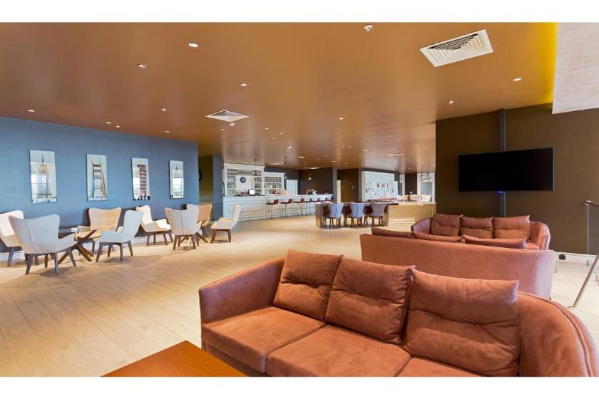 Euphoria Batumi Convention & Casino Hotel - lobby