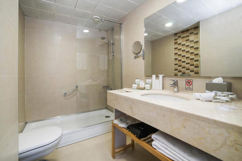 Radisson President Beyazit Istanbul - Superior Room with Balcony and Sea View